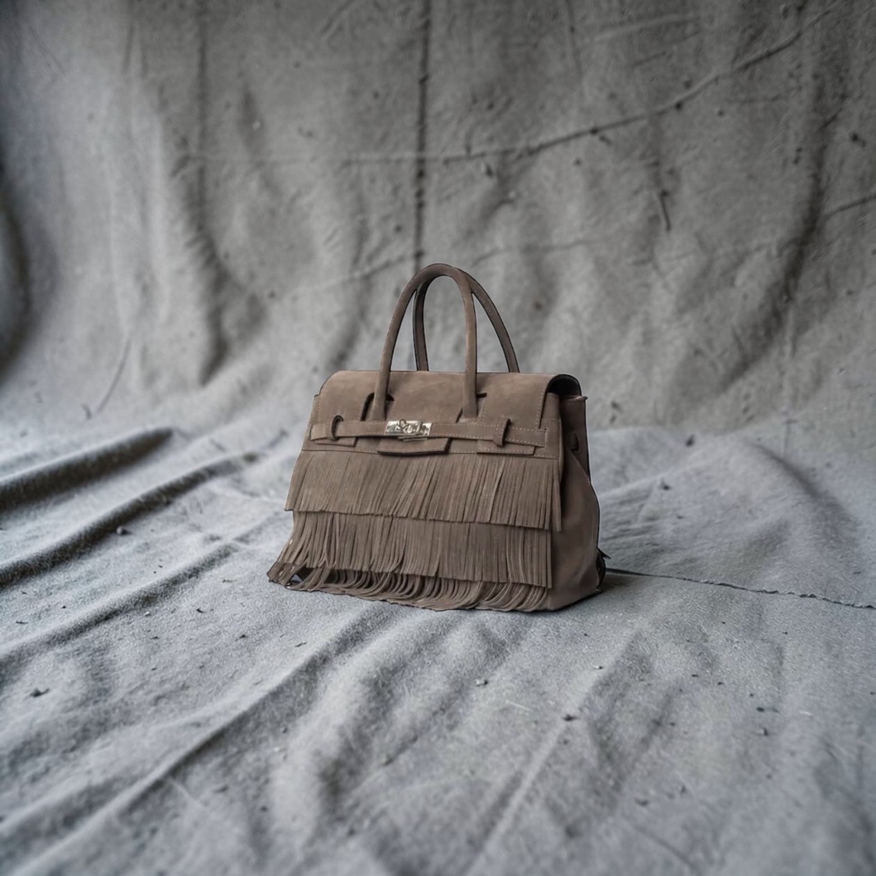 Sahara Fringe Tote